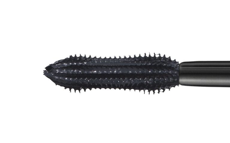 Pupa Milano Vamp! Extreme Mascara thumbnail 2
